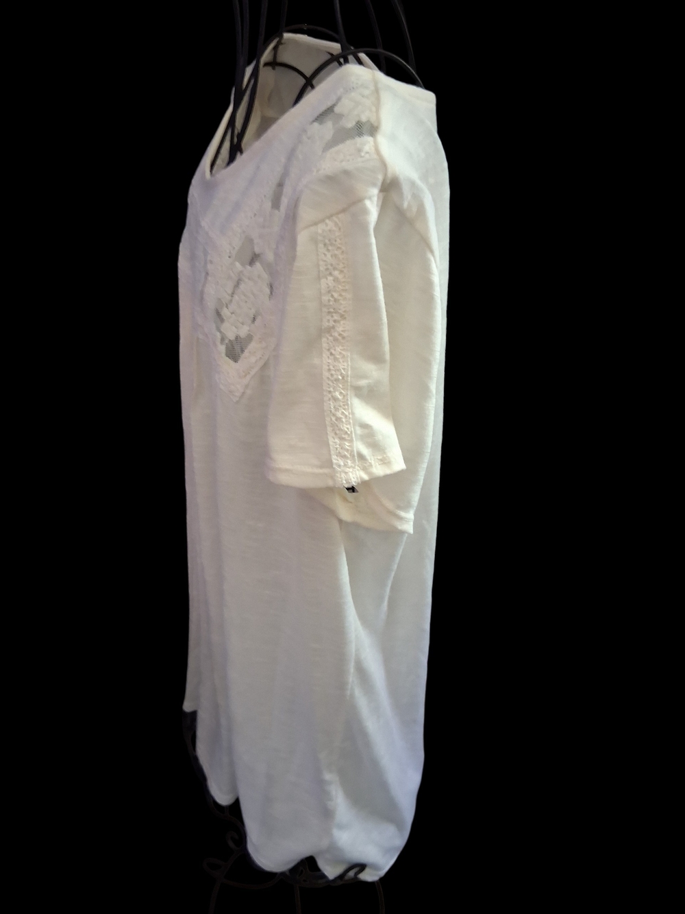 Mossimo Supply Co. White Lace Yoke Short Sleeve Blouse - Picture 3 of 6